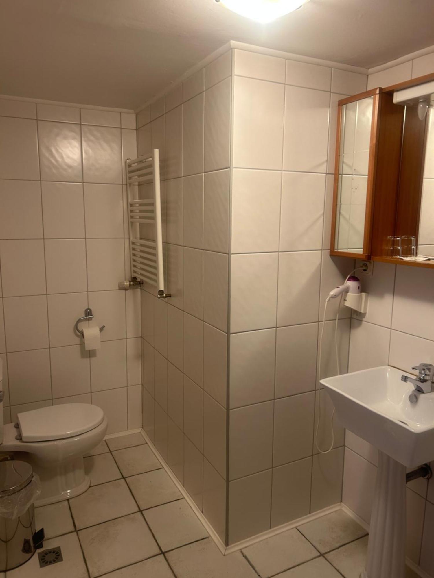 Gasthof Zur Post Siegen Exterior foto